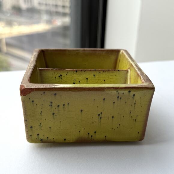 Paul Speck (1896 – 1966) Ceramic Pottery Ashtray Karlsruhe Majolika Form #1612 - Picture 3 of 11